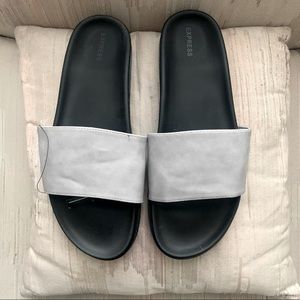 Express slides/sandals